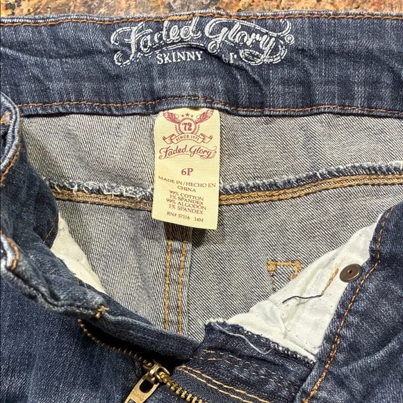 Faded Glory Dark Blue Skinny Jeans, size 6P - Picture 5 of 8